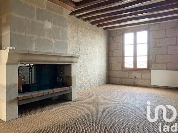 Appartement 5 pièces de 89 m² à Saumur (49400)
