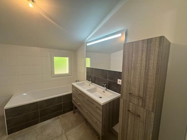 Appartement Bourg En Bresse 4 pièces