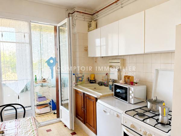 Appartement
                                                                                                                                                                                                                                                                                                                        5 pièce(s)                                                                                                                                                                                                          3 chambre(s)                                                                                                                                                                                                          92  m²