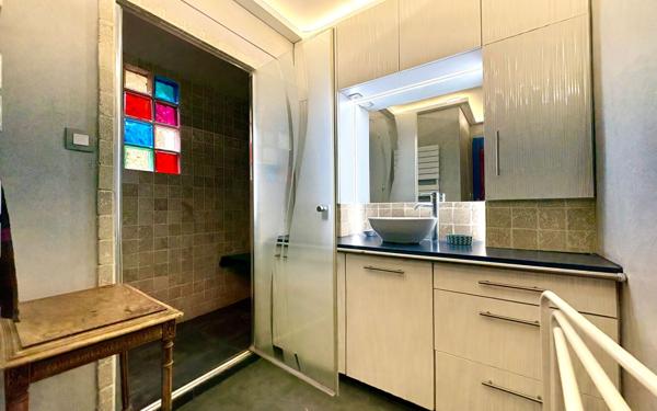 Maison à vendre    7 pièces •  Cannes