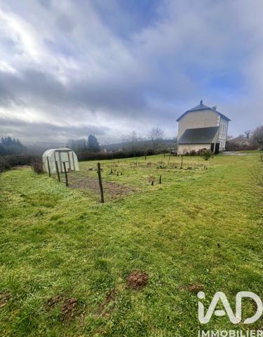 Maison à vendre 10 pièces 117 m² Neuvic-Entier