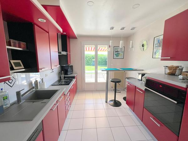 Maison 7KM AUNEUIL 6 pièce(s) 136 m² + sous sol total