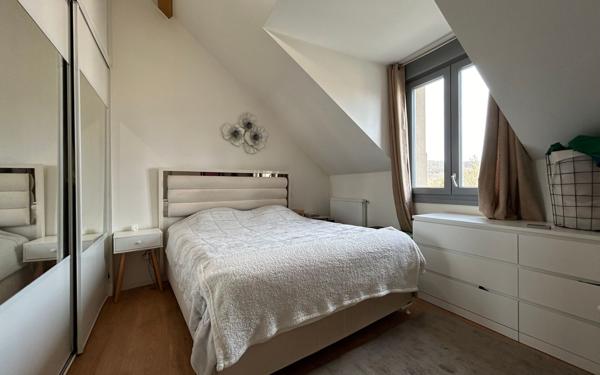 Appartement à vendre    3 pièces • 73 m2 Gif-sur-Yvette
