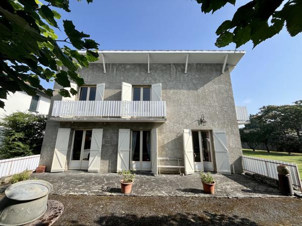 Maison 5 pièces - 147 m² Exclusivité efficity