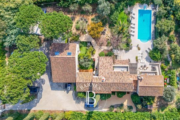 Sainte-Maxime, Villa 8 Chambres -  350 m² à vendre