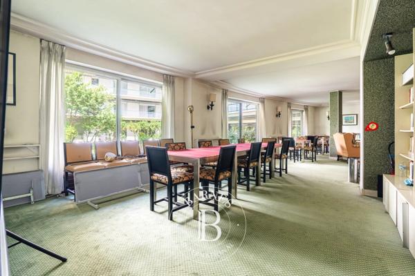 Neuilly-sur-Seine, Appartement  70 m² à vendre