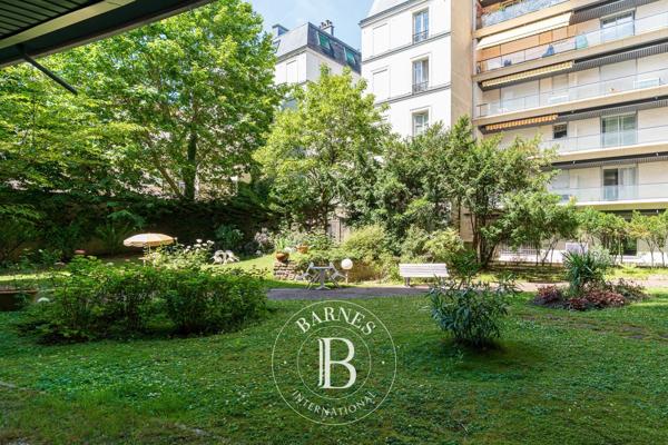 Neuilly-sur-Seine, Appartement  70 m² à vendre