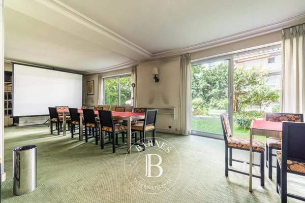 Neuilly-sur-Seine, Appartement  70 m² à vendre