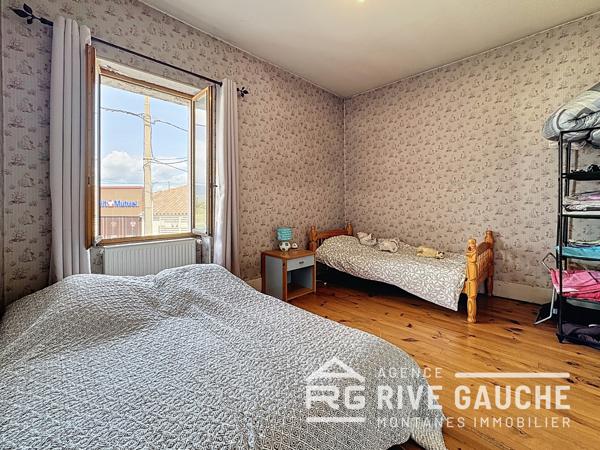 Salaise-sur-Sanne (38150) Ensemble immobilier Salaise