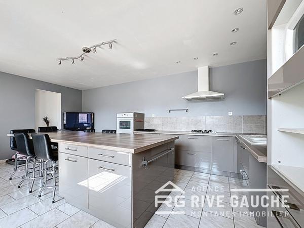 Salaise-sur-Sanne (38150) Ensemble immobilier Salaise