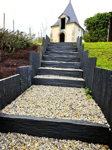 Baugé coeur-de-ville : maison de ville 6-7 chambres avec terrain et garage !