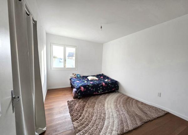 Baugé coeur-de-ville : maison de ville 6-7 chambres avec terrain et garage !