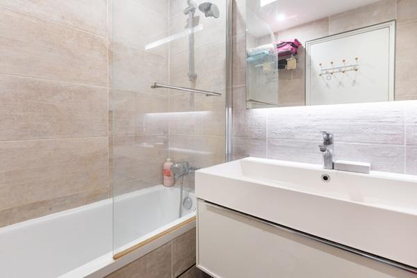 Appartement Courbevoie 4 pièce(s) 85 m2