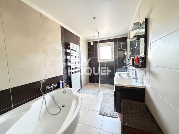 Maison à vendre de 6 pièces de 168 m²