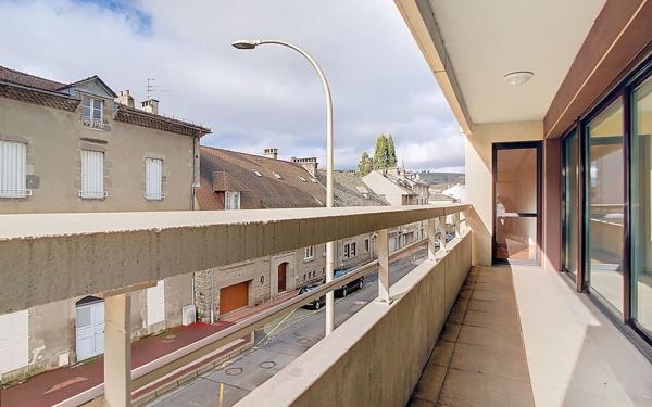 Appartement à louer    2 pièces • 50 m2 Aurillac