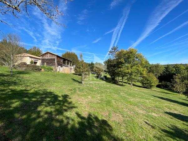 A vendre Propriété authentique avec le confort moderne 24000 PERIGUEUX