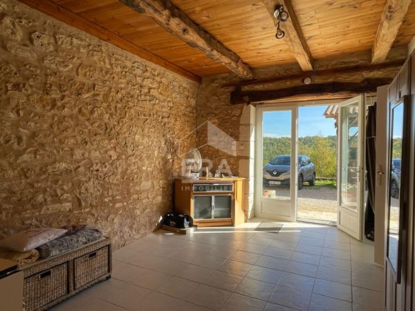 A vendre Propriété authentique avec le confort moderne 24000 PERIGUEUX