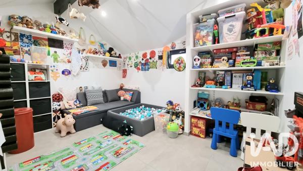 Maison à vendre 5 pièces 110 m² Saint-Romain-le-Puy