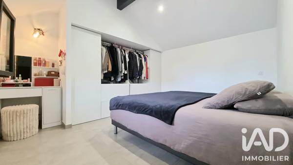 Maison à vendre 5 pièces 110 m² Saint-Romain-le-Puy