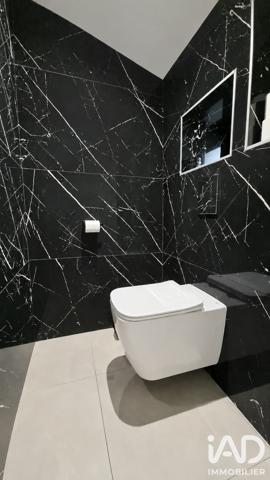 Maison à vendre 5 pièces 110 m² Saint-Romain-le-Puy