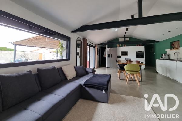 Maison à vendre 5 pièces 110 m² Saint-Romain-le-Puy