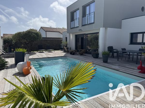 Maison à vendre 7 pièces 150 m² Les Sables-d'Olonne