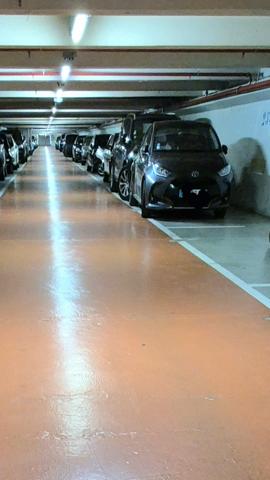 Paris (75017) Grande place de parking au 2ème sous-sol