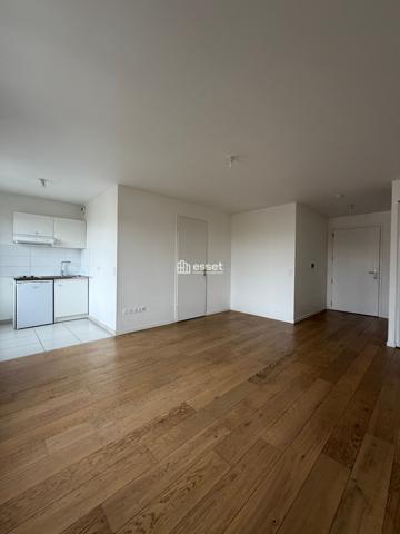 Location Studio 31.78 m² - Maisons-alfort 94700