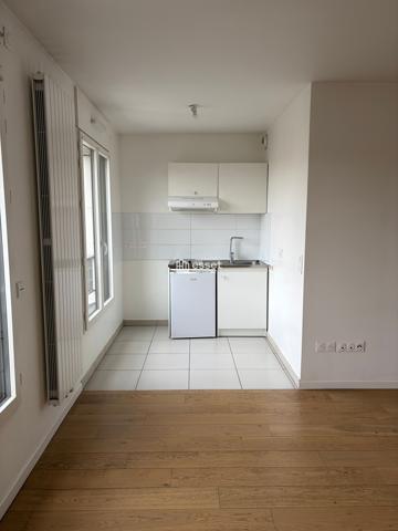 Location Studio 31.78 m² - Maisons-alfort 94700