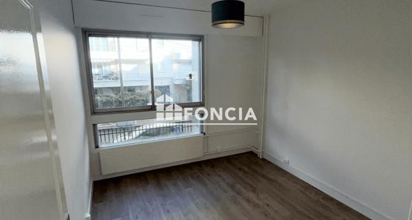 Location Appartement 2 pièces 45 m² - Montrouge 92120