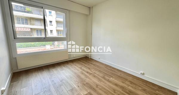 Location Appartement 2 pièces 45 m² - Montrouge 92120
