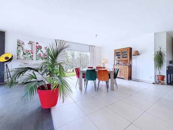 📍 SAINT-DIDIER-DE-FORMANS – À proximité immédiate de Trévoux ✨ Maison familiale à vendre – 228 m² habitables – Terrain 1 288 m²