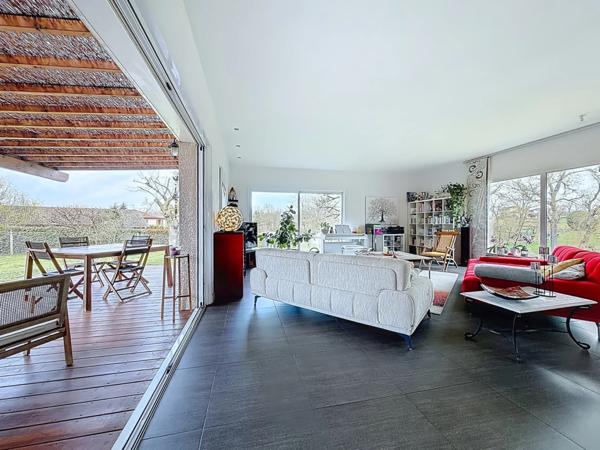 📍 SAINT-DIDIER-DE-FORMANS – À proximité immédiate de Trévoux ✨ Maison familiale à vendre – 228 m² habitables – Terrain 1 288 m²