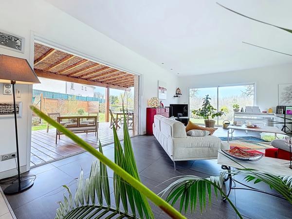 📍 SAINT-DIDIER-DE-FORMANS – À proximité immédiate de Trévoux ✨ Maison familiale à vendre – 228 m² habitables – Terrain 1 288 m²