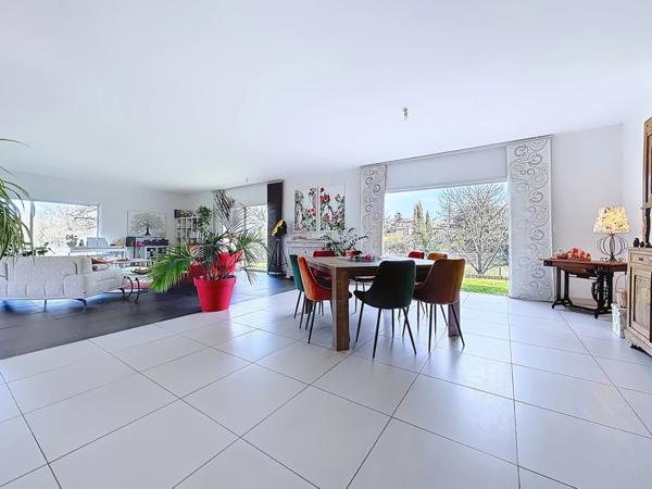 📍 SAINT-DIDIER-DE-FORMANS – À proximité immédiate de Trévoux ✨ Maison familiale à vendre – 228 m² habitables – Terrain 1 288 m²