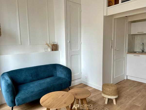 Hypercentre La Rochelle Studio coup de coeur entièrement rénové 132 900 € **  - Référence  FB747