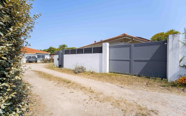 Maison à vendre    3 pièces •  Mimizan