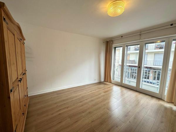 Appartement à louer    1 pièce •    Bordeaux