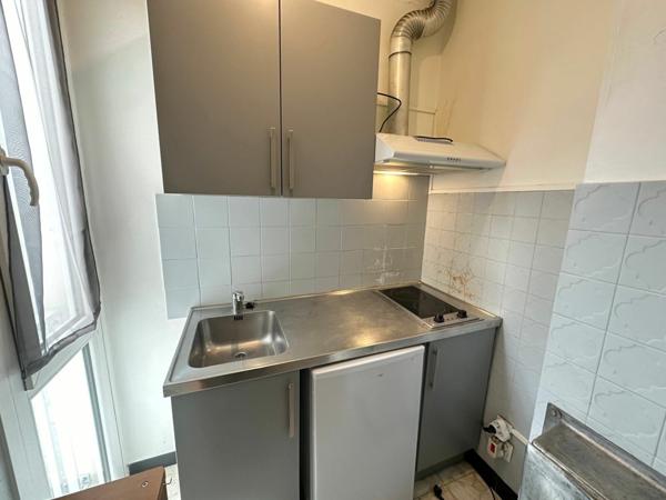 Appartement à louer    1 pièce •    Bordeaux