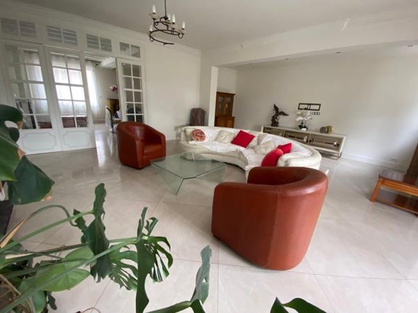 Vente / Propriété à Étrépagny (27150)