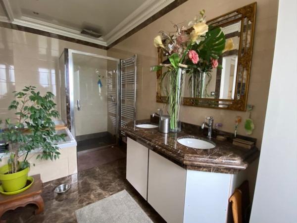 Vente / Propriété à Étrépagny (27150)