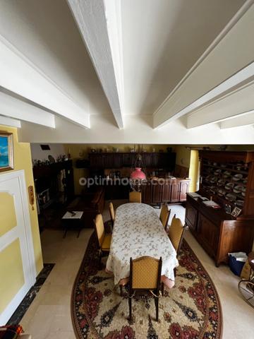 MOULIN SUR LA VALLÉE DE L'ANTENNE QUATRE CHAMBRES PLUS UN STUDIO