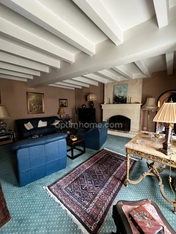 MOULIN SUR LA VALLÉE DE L'ANTENNE QUATRE CHAMBRES PLUS UN STUDIO