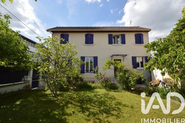 Maison à vendre 5 pièces 132 m² Saint-Maur-des-Fossés