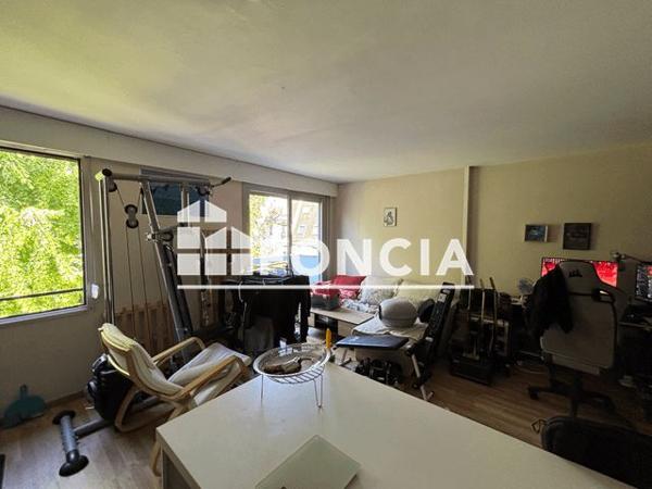 À vendre Studio 39.61 m² - Vernon 27200