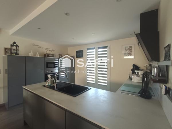 Venez déposer vos valises et vous baigner !