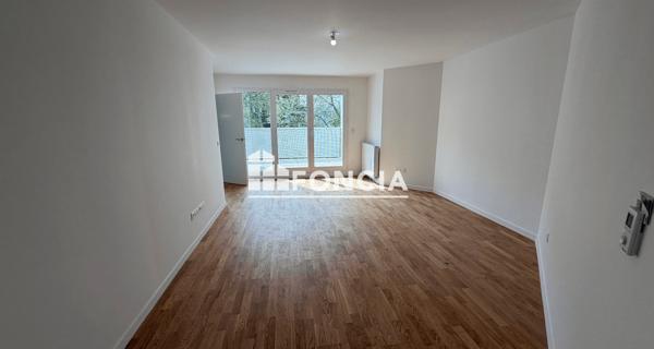 Location Appartement 3 pièces 80.61 m² - Evry 91000