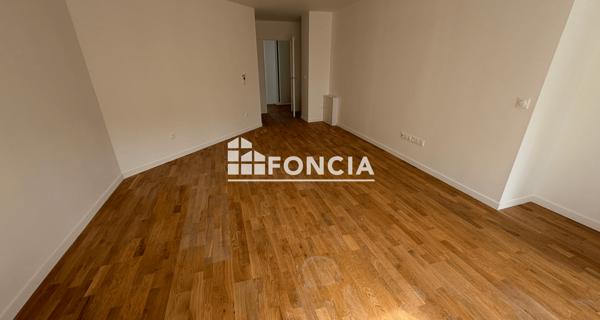 Location Appartement 3 pièces 80.61 m² - Evry 91000