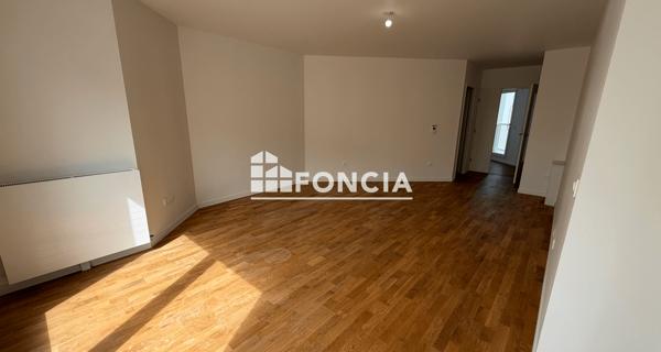 Location Appartement 3 pièces 80.61 m² - Evry 91000