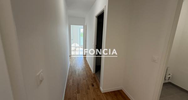 Location Appartement 3 pièces 80.61 m² - Evry 91000